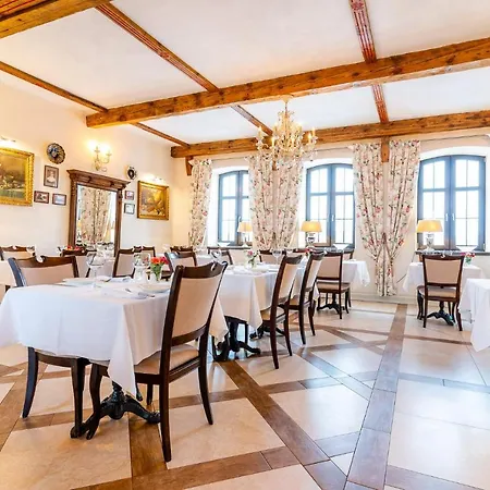 Folwark Karczemka Hotel *