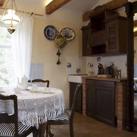 Hotel Folwark Karczemka *